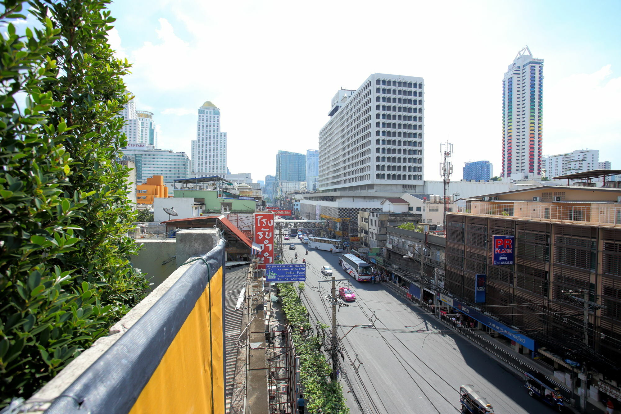Thai Cat Hostel Bangkok Exterior foto